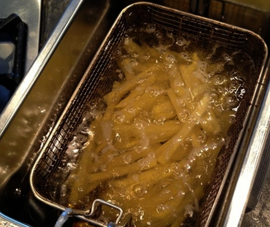 Приготовление картофеля-фри