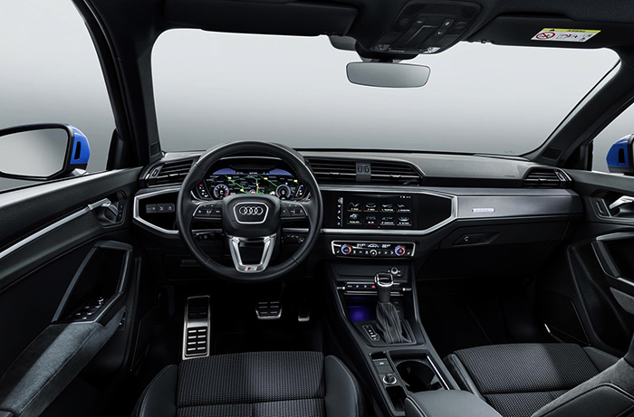 Салон Audi Q3