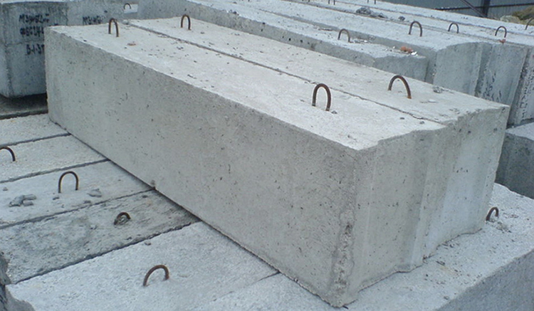 Сколько стоят бетонные блоки для фундамента? | Что и  стоит