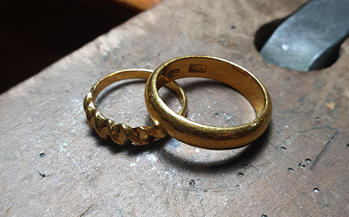 Переплавленные кольца из золота